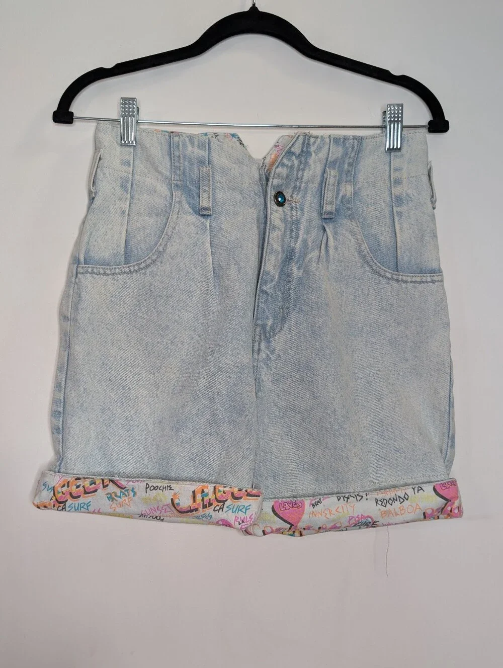 Vintage L.A. Gear High Rise Denim Shorts Graffiti Cuff Light Wash 6